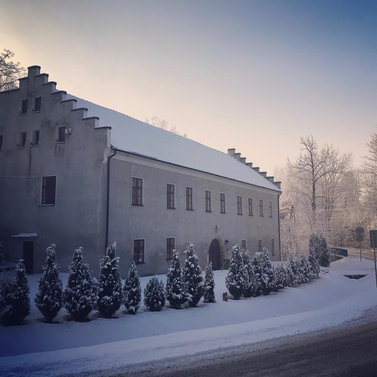 Zamek W Dziegielowie Bagian luar foto